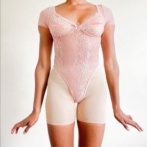 PINK LACE STEP IN BODY SUIT💕